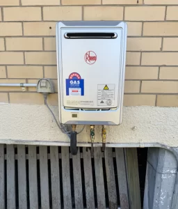 Craig-Eveleigh-Plumbing-Case-Stu (10)